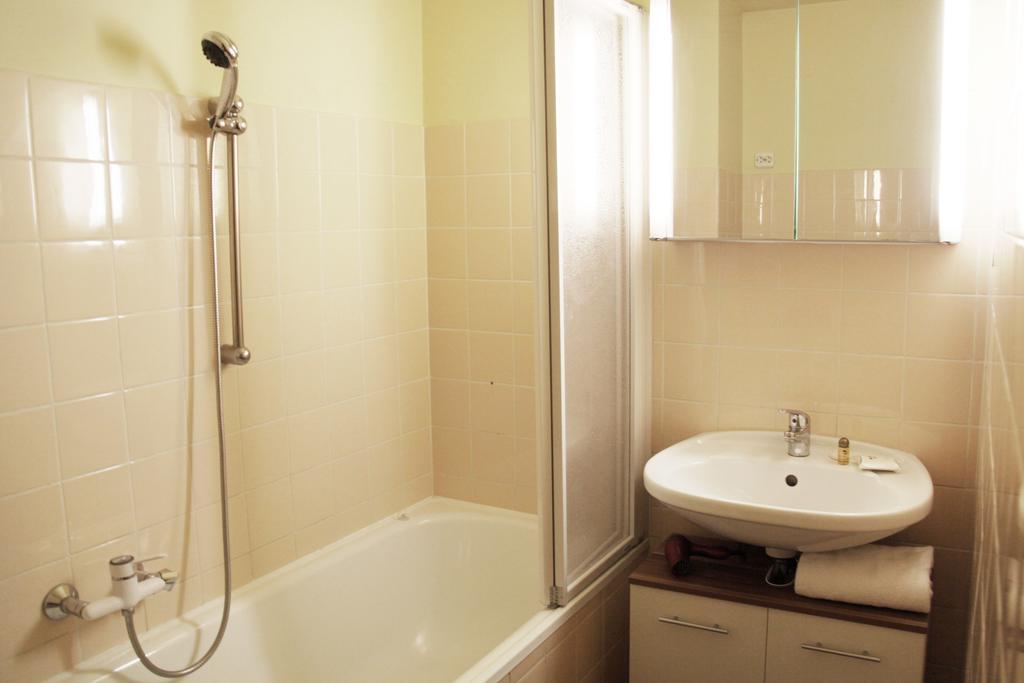 Apartment Quellenstrasse Виена Екстериор снимка